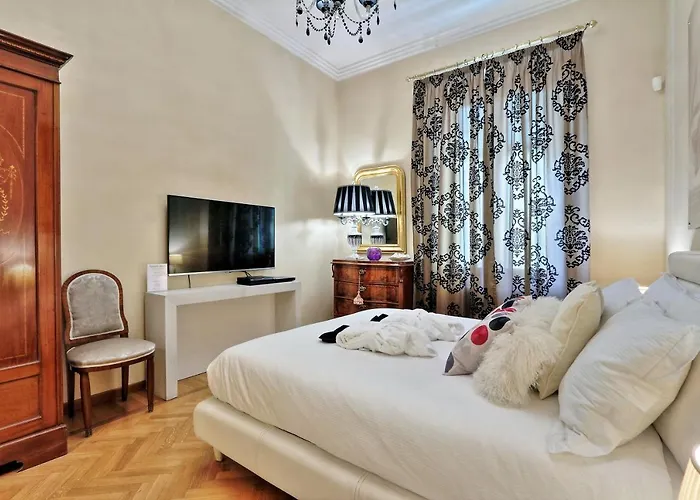 Luxury To Spanish Steps Apartment Rom