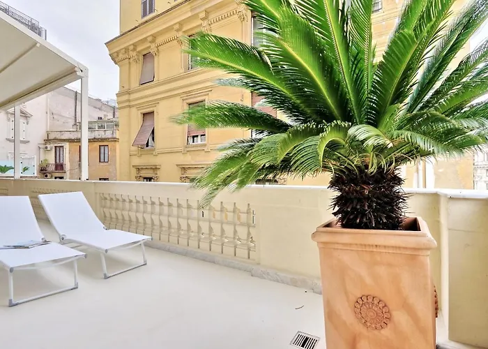 Luxury To Spanish Steps *
