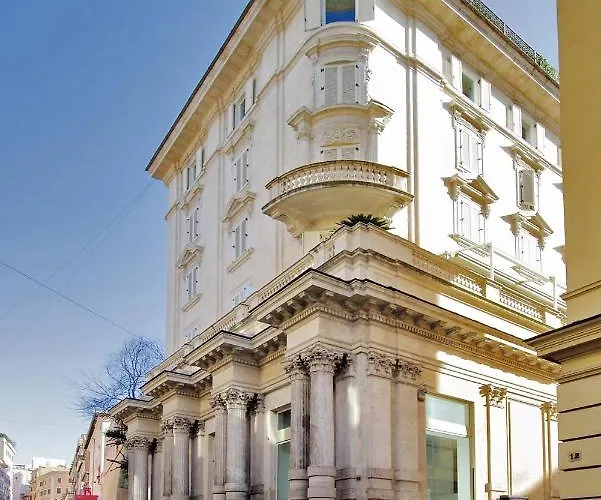 Luxury To Spanish Steps Rom